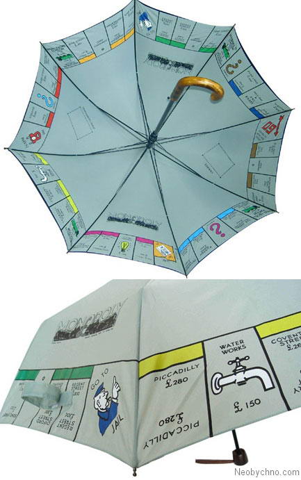 С этим зонтом можно играть в Монополию даже под дождём