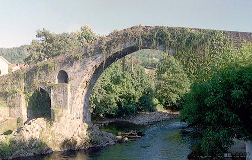 мост в Ковадонге