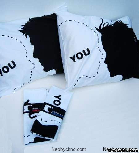 Креативная подушка для влюбленных
