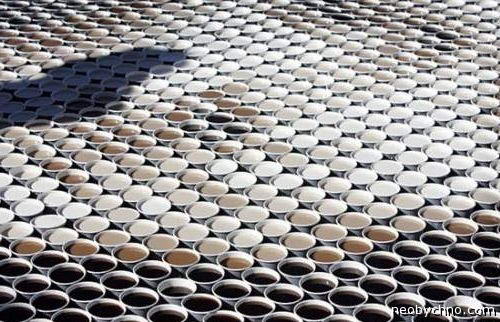 Чашки кофе в виде деталей мозайки