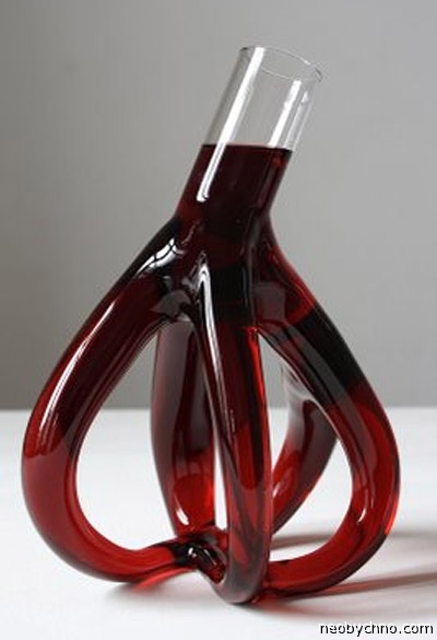 Дорогой эксклюзивный стакан для красного вина