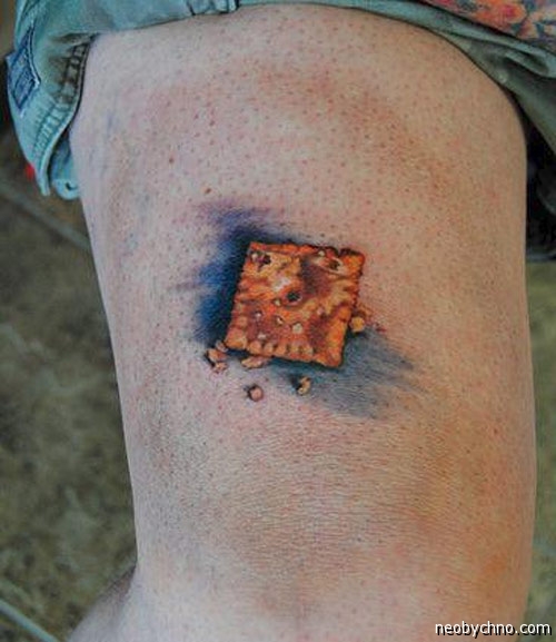 Татуировка с крекером 
