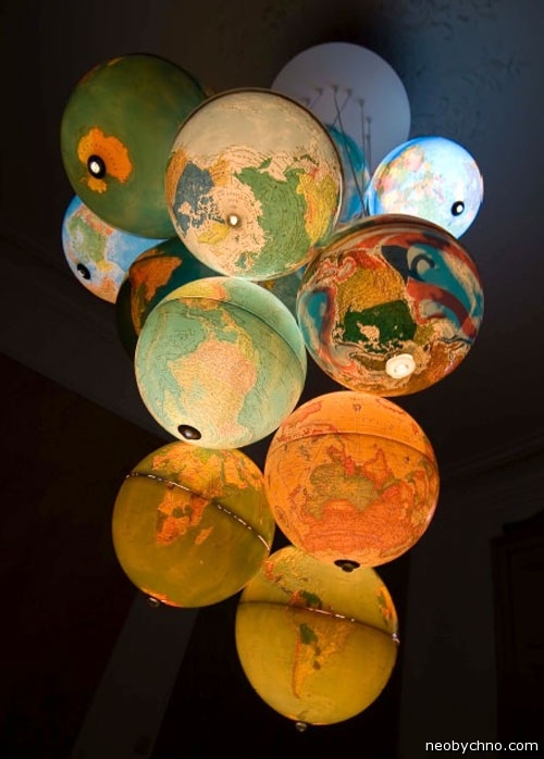 Светящиеся глобусы из Орлеана
