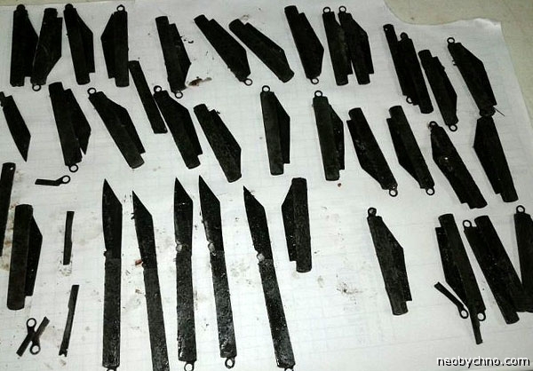 40-knives-02
