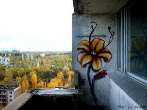 http://neobychno.com/img/2009/06/pripyat/pripyat-09.jpg
