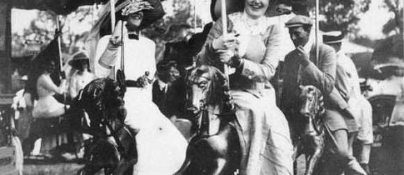 Необычные аттракционы.